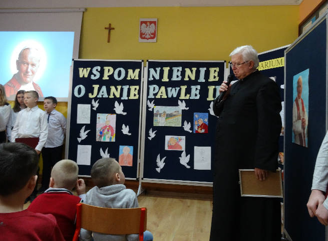 Projekt edukacyjno-wychowawczy "Wspomnienie o Janie Pawle II" - Obrazek 5
