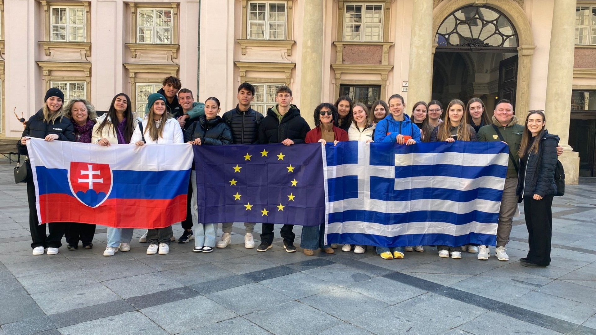 Naši študenti sa opäť stretli s priateľmi z Grécka v rámci programu Erasmus+ - Obrázok 4