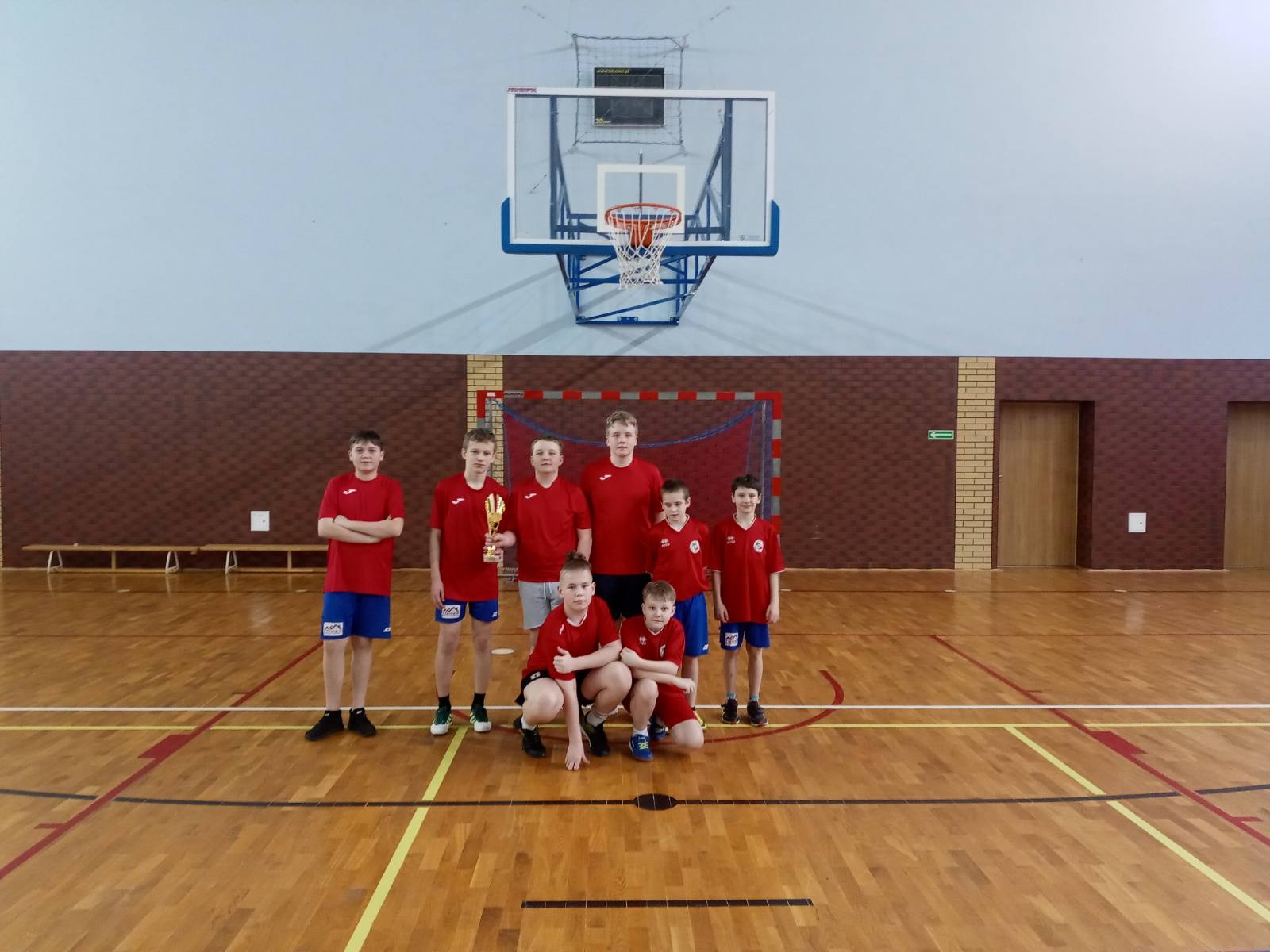 Wicemistrzowie w piłce koszykowej chłopców - Obrazek 1