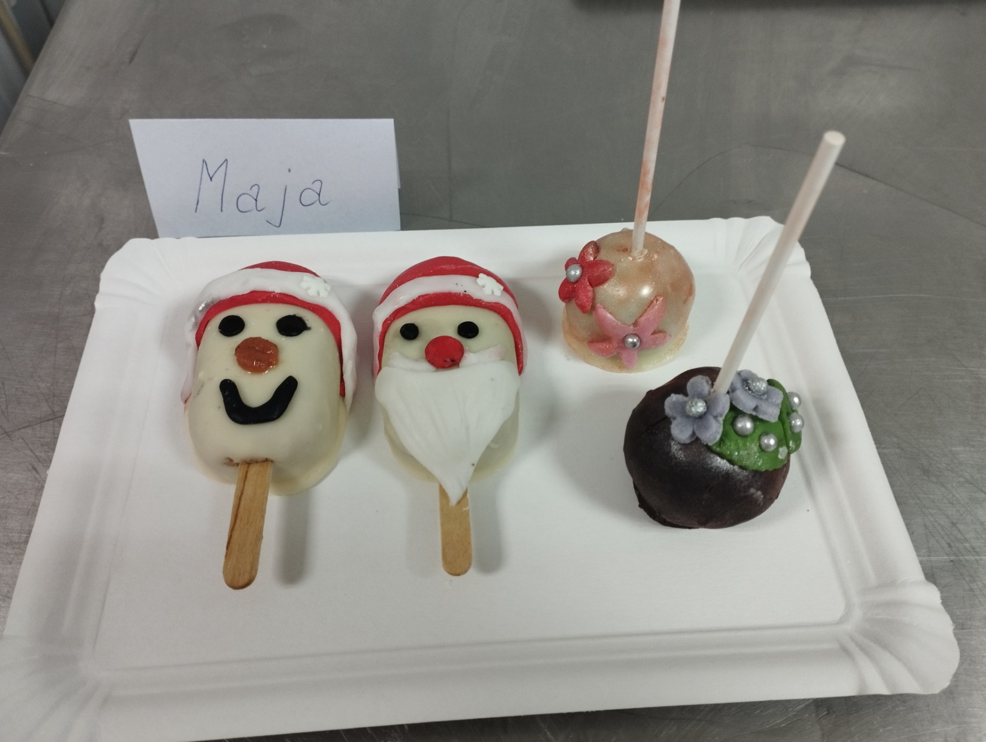 Pečené nanuky a cake pops s vianočnou tematikou  - Obrázok 4