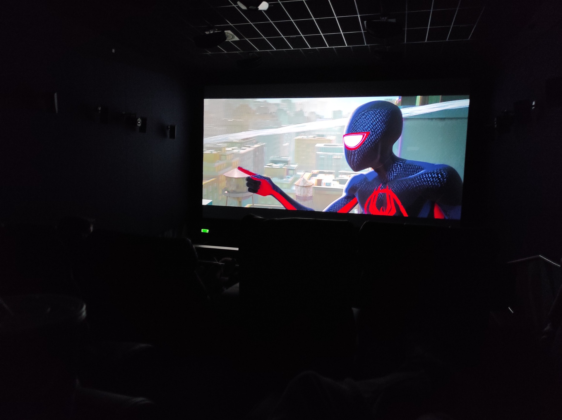 Wyjście kl. 8b do kina Helios na film pt. "Spider Man"-P.S.Sowa-2023 - Obrazek 3