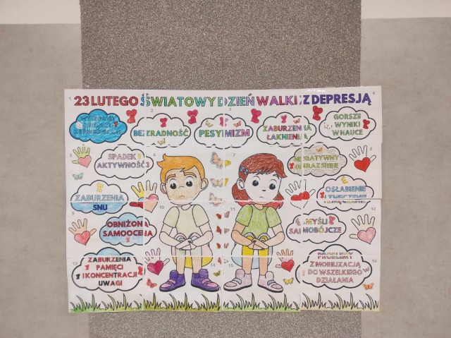 kolorowanka dużego formatu wywieszona na ścianie dotycząca Międzynarodowego Dnia Waki z Depresją