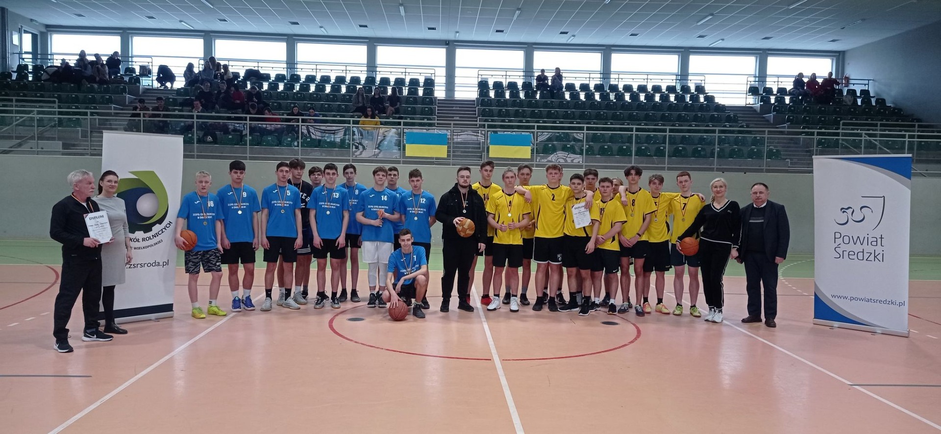 Mistrzostwa Powiatu w piłce koszykowej dziewcząt i chłopców - Obrazek 2