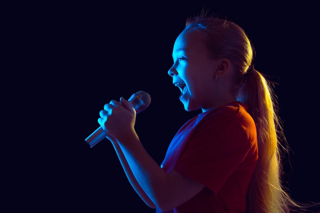 Konkurs piosenki dziecięcej i młodzieżowej „Złoty mikrofon Ochoty" - Obrazek 1