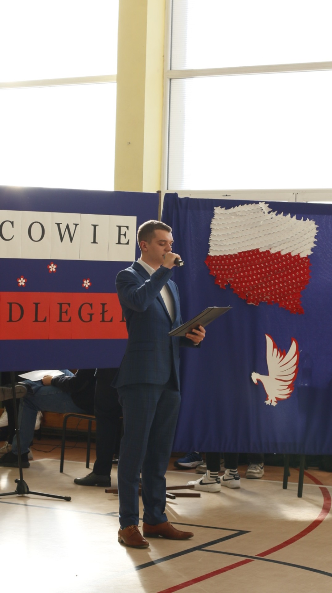Uroczysta akademia z okazji 105 rocznicy odzyskania przez Polskę Niepodległości.