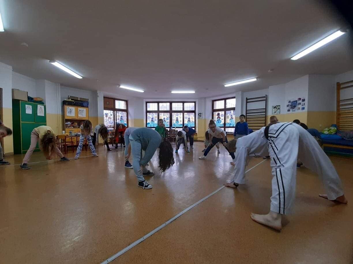 Zajęcia taekwondo 💪 klasy 1 - 3 🥰 - Obrazek 6