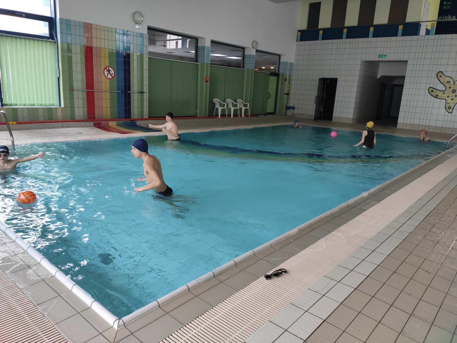Zajęcia rekreacyjno-sportowe na pływalni - Obrazek 2