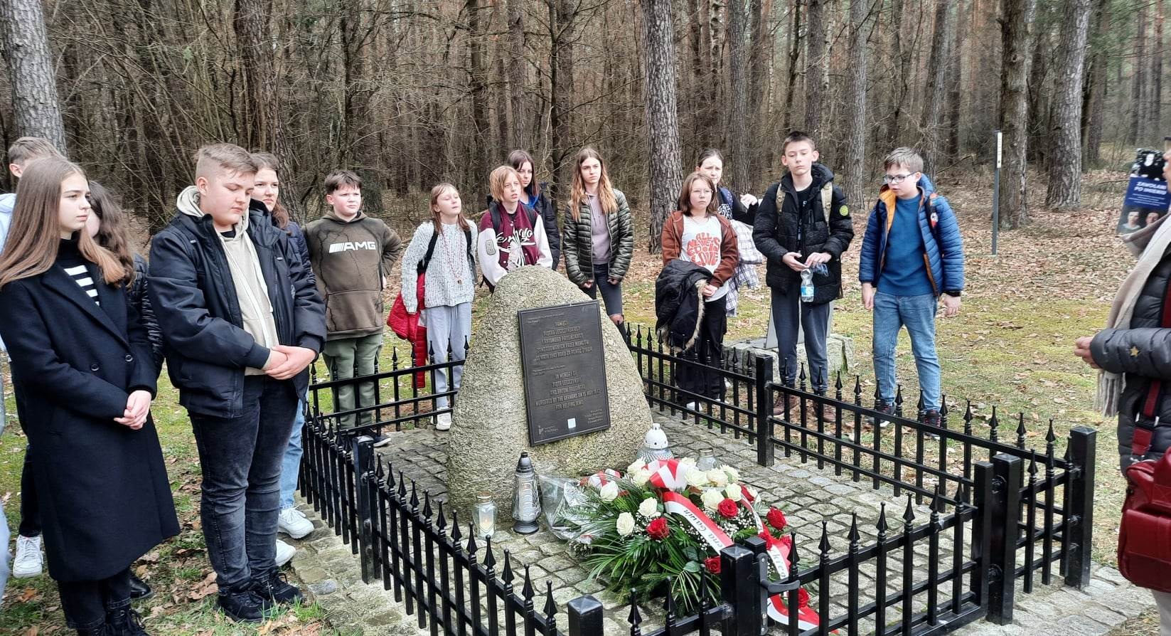 Pamiętamy - 24 marca Narodowy Dzień Pamięci Polaków ratujących Żydów. - Obrazek 3