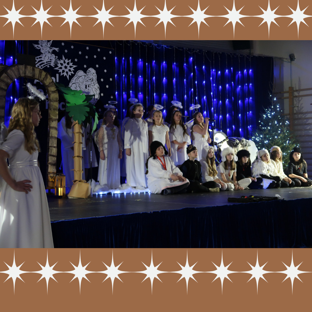  Jasełka pt. „Ach! Co za noc!”   W naszej szkole 10 stycznia 2024r. mieliśmy okazję oglądać przepiękny spektakl teatralny z udziałem uczniów naszej szkoły. To uroczyste wydarzenie przeniosło nas i zaproszonych gości, poprzez ubóstwo i prostotę Bożego Narodzenia, w radosną atmosferę wigilijnej nocy. Chłodna grota, zwierzęta, pasterze, aniołowie, Święta Rodzina, chorzy, trzej mędrcy, donośne śpiewy zespołu wokalnego oraz wybranych klas, widzowie... Zapraszamy do fotorelacji.    - Obrazek 2
